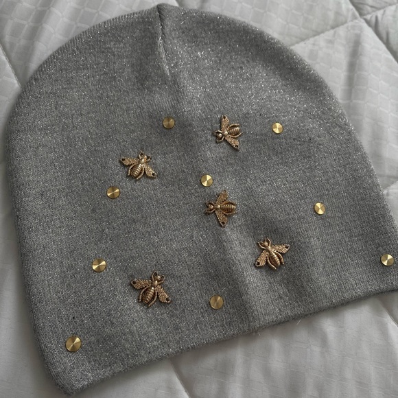 Silver Embellished Tuque - Picture 2 of 6